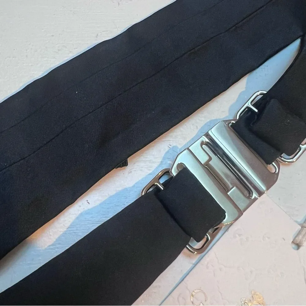 Gucci Black Pleated Silk Joaquin Cummerbund Silver Tone Kids 25in NEW